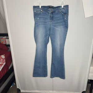 Torrid Luxe Slim Boot Mid-Rise Jean (Size 18T)